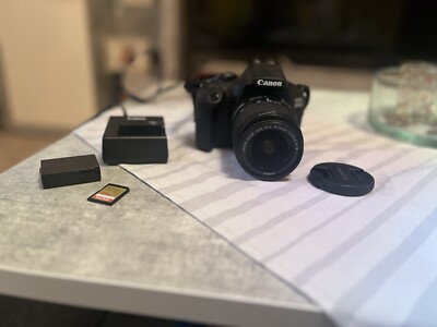 CANON EOS 2000D Kit Spiegelreflexkamera, 24,1 Megapixel, 18-55 mm Objektiv 