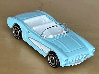     Hot Wheels Spielzeug Auto Barbie 1956 CORVETTE Cabrio / hellblau / MATTEL