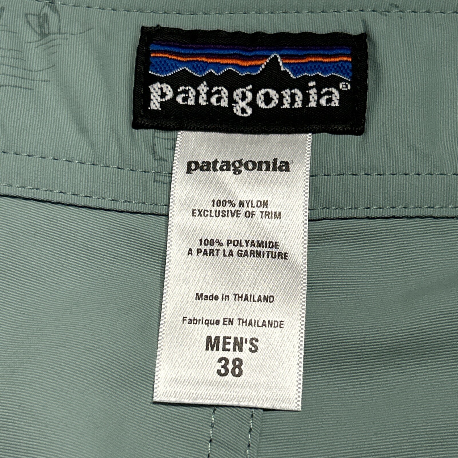 Mens Patagonia Wavefarer Swim Shorts All Over Surf Print & Script Barritz 38 thumbnail 2