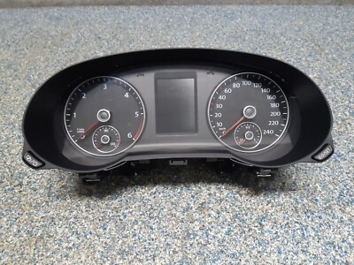 Kombiinstrument VW Sharan TDI SPORT/BLUEMOTION Tachometer Cluster 7N0920870G