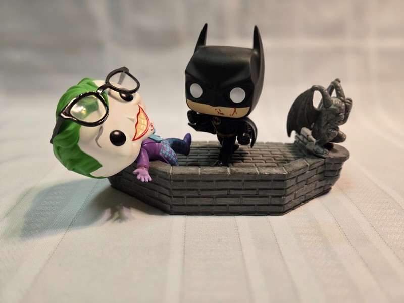 Funko Pop! Moments: DC - Batman vs the Joker (1989) #280 Movie Moments, USED