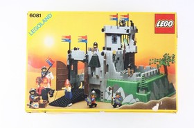 Lego Castle: Kings Mountain Fortress 6081 W/ Box & Manual 75% Complete