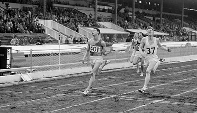 David Segal & Robbie Brightwell Of Great Britain Cross The Finish 1958 PHOTO