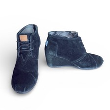 TOMS Women's Desert Wedge Black Lace-Up Ankle Booties Black US 9 Suede