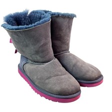 UGG Bailey Bow Boots Girls Size 6 Gray Suede Shearling Pink Sole Winter 3280Y