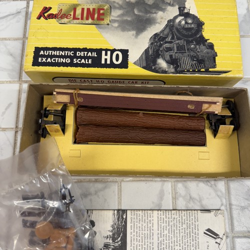 KADEE LINE, L-102-B, 42' SKELETON LOG FLAT CAR PLASTIC , HO , NOS - Picture 5 of 6