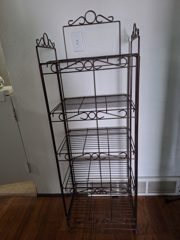 "Show Off" metal folding display rack. 5 shelves.   20x14x58