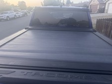 Truck Bed Manual Rectractable Tonneau Cover