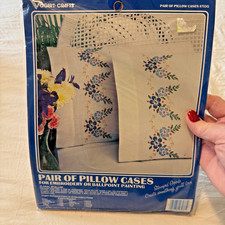VOGART CRAFTS Pillow Cases Multicolor Floral Scallop Embroidery Kit 8703G Pair 
