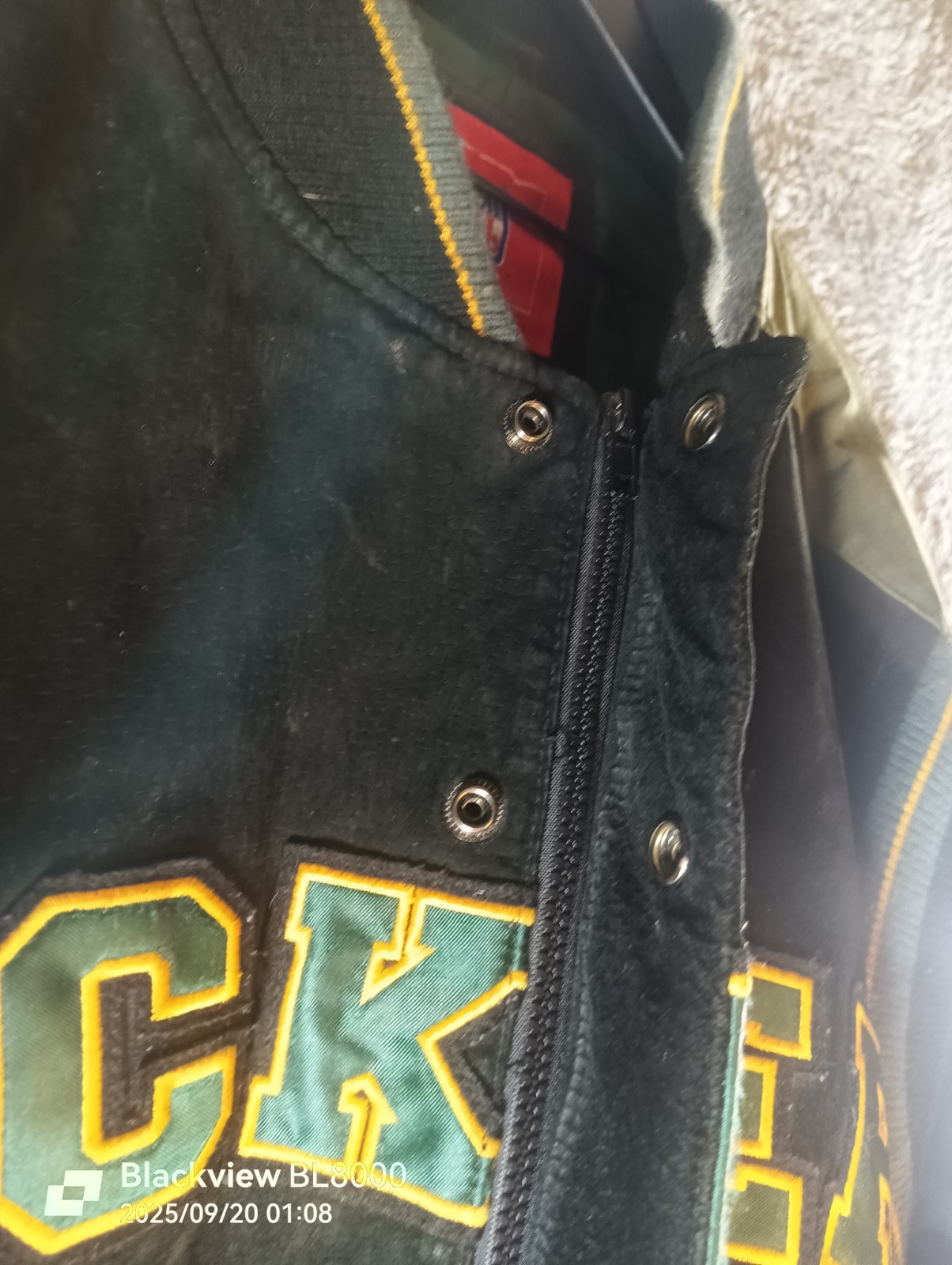 Picture 10 of 24