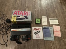 Atari 2600 PAL mit OVP, 2 Controller, Handbuc...