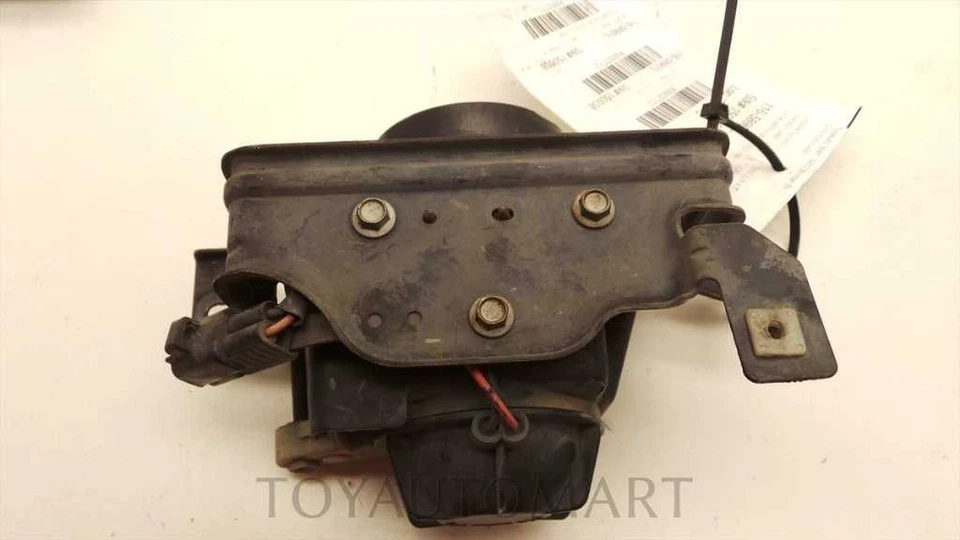 Farol de neblina de canto do motorista para-choque montado se encaixa 92-94 LEXUS ES300 81220-33020  - Imagem 4 de 4