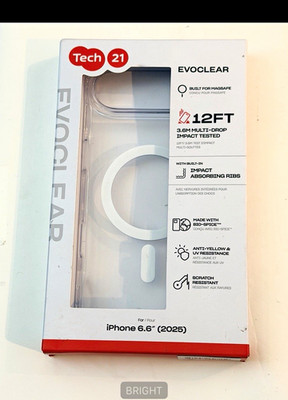 tech21 iPhone 6.6'' (2025) EvoClear Clear MagSafe Case Impact Scratch UV