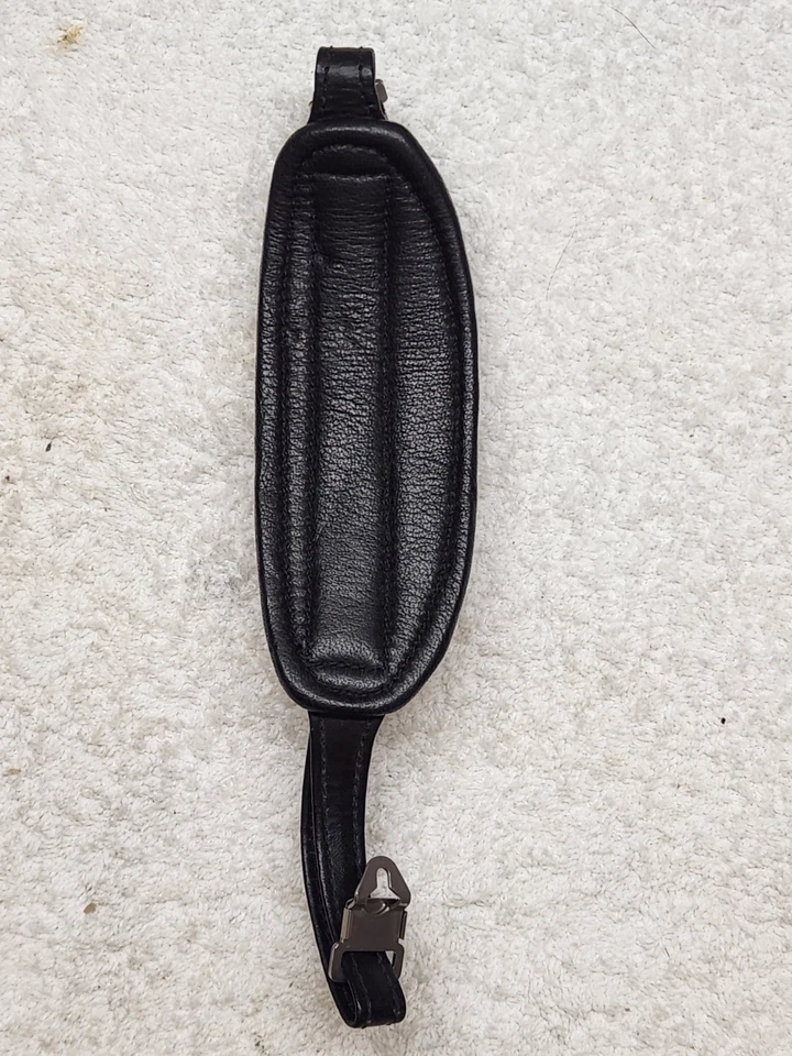 Hasselblad Genuine Leather Hand Strap – V-System / 500 Series Camera Wrist Strap - Image 3 of 4