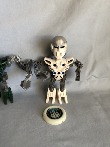 Lego Matoran Metru Nui BIONICLE complete 8607 8608 8609 8610 8611 8612 VINTAGE - Picture 8 of 11