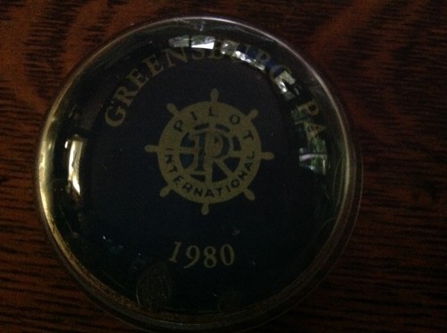 Greensburg 1980, Pa. Pilot International Glas Briefbeschwerer - Bild 2 von 6