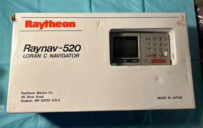 Raymarine Raytheon Raynav 520 Loran C Navigator M95951 100KHz NMEA0183 NOS