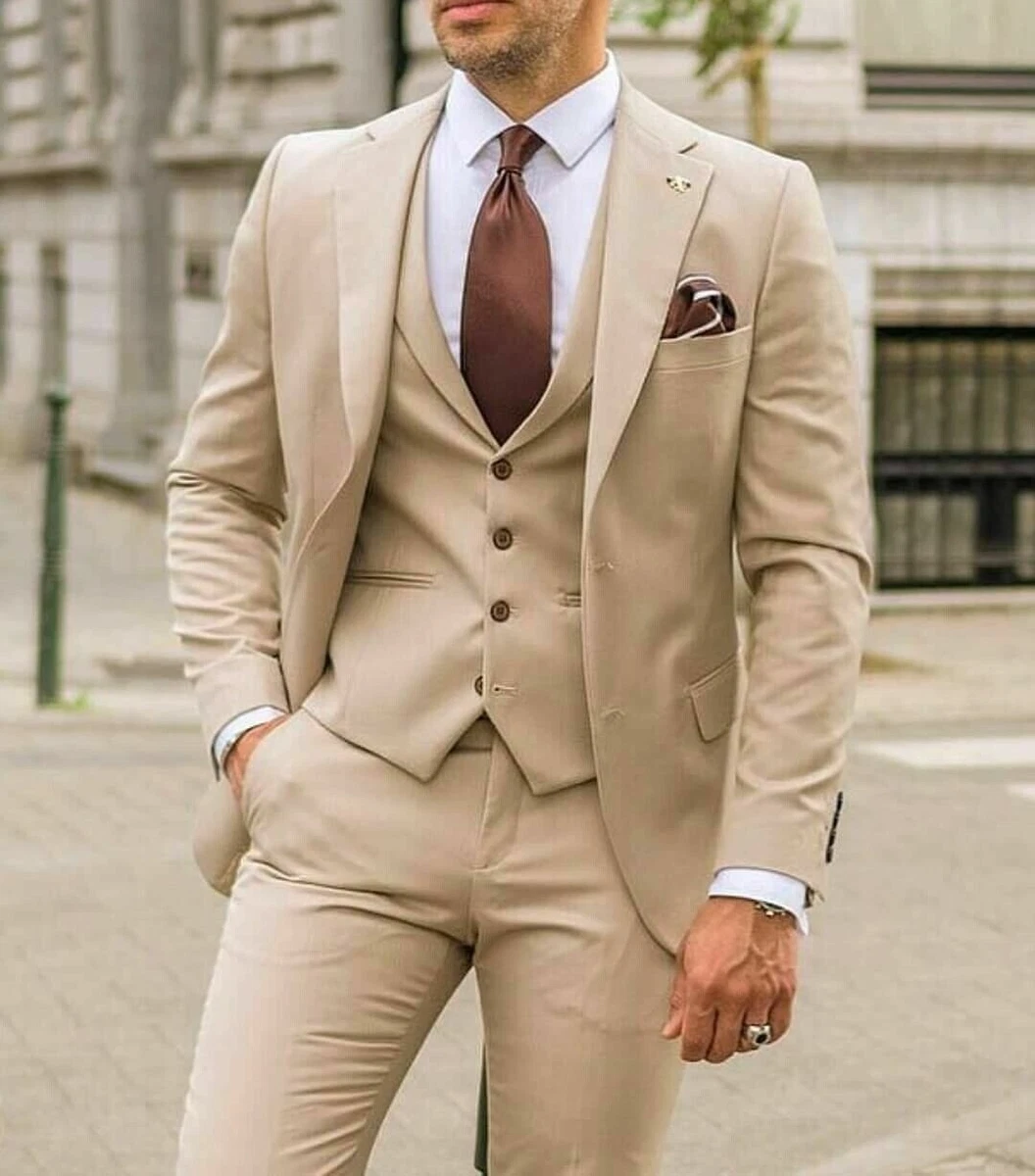 Men's Wedding Suits & Groom's Tuxedos