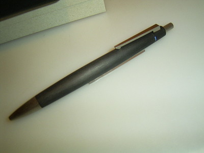 LAMY 2000 Makralon Serie, verschiedene Schreibtechniken