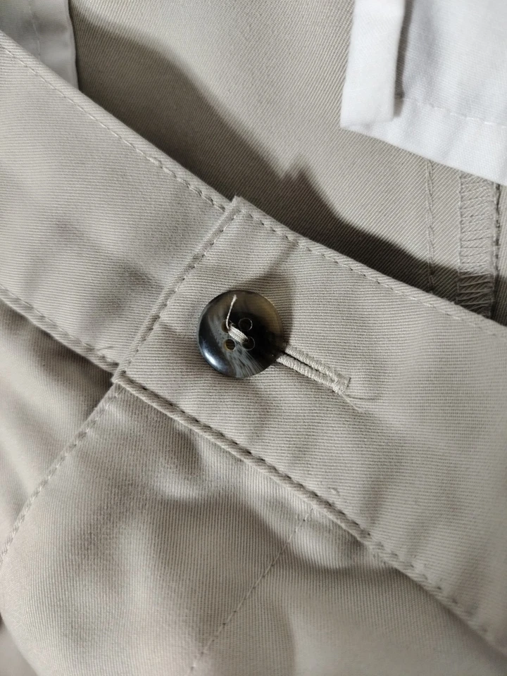 Croft & Barrow Men's Active Comfort Pleated Beige Golf Shorts Size 40 x 8 Inseam - Image 4 of 4