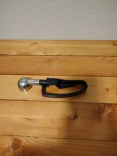 Zeroll Universal EZ Disher or a similar type of food portion scoop