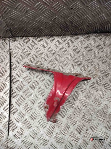 VW CADDY III Furgon 2KA, 2KH, 2CA, 2CH Kotflügelhalter vorne rechts 31559743