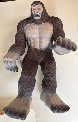 GIANT 16” BIGFOOT SASQUATCH 2015 Vinyl Maidenhead Animal Planet