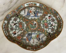 Antique Chinese Porcelain Rose Medallion Tray Scalloped Rare