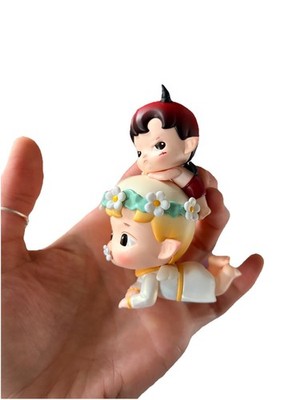 HACIPUPU Gemini Figure   + Card | Designer Toy Collectible | No Box | MINT  