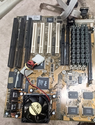 PCI LOCAL BUS P54C TR5 Motherboard  (USED). tested and working with CPU -Fan-MEM
