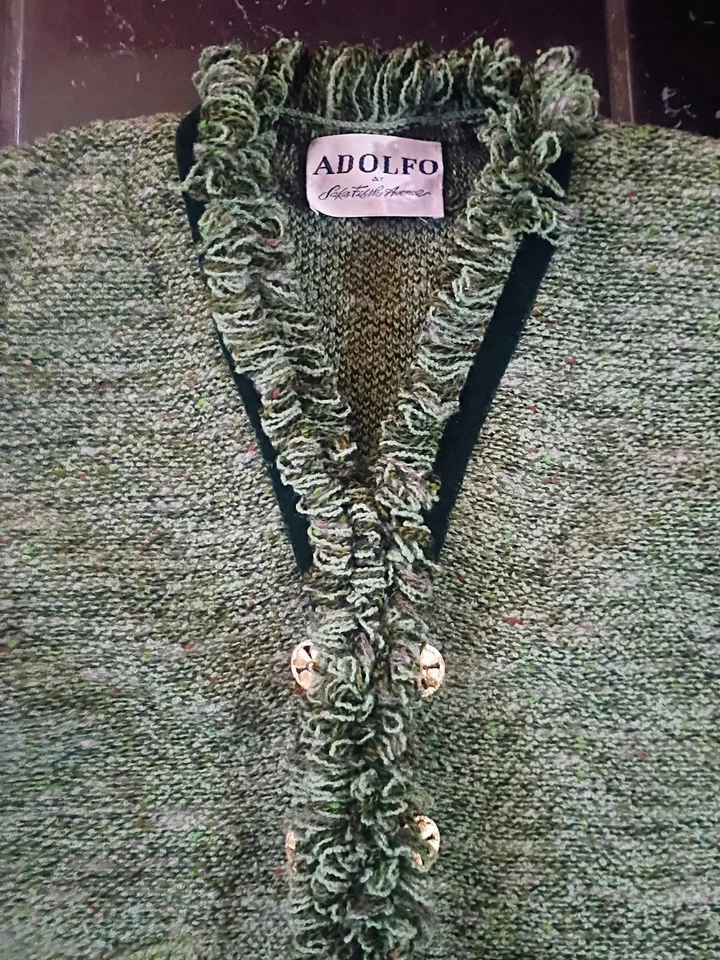 De colección Adolfo At Saks Fifth Avenue Flecos Tweed Jack Con Borde Negro Botones Dorados Foto 2 de 4