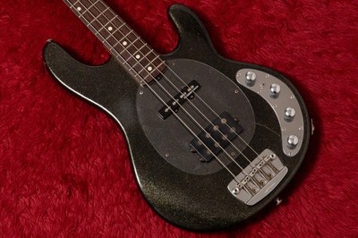 ERNIE BALL MUSIC MAN StingRay 3EQ H Black Sparkle 1999 mod. 4.805kg #E09552 GIB