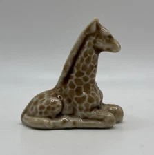Wade Whimsies Figurine Giraffe Set 4