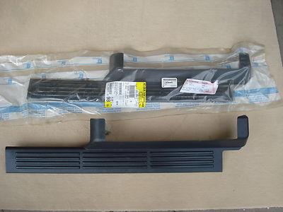 Einstiegsleiste LH links Trittbrett OEM door sill driver side Silverado Tahoe  