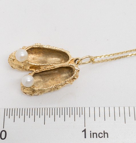 14k Yellow Gold Pearl Coral Shoes Pendant Necklace 16" Chain 6.1g - Picture 2 of 5
