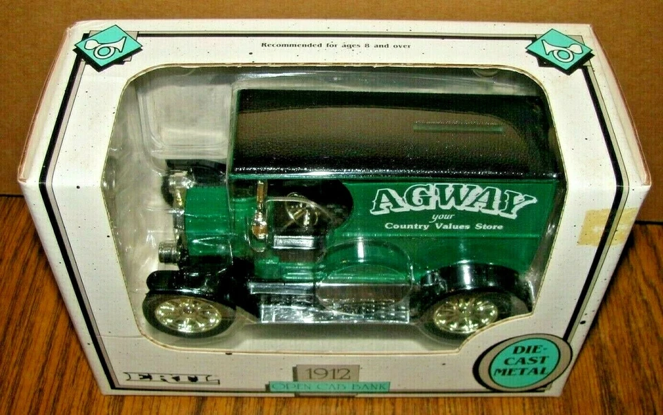 Camión Ford Ertl 1912 cabina abierta AGWAY COUNTRY VALUE STORE banco de monedas juguete 1:25 Foto 3 de 4