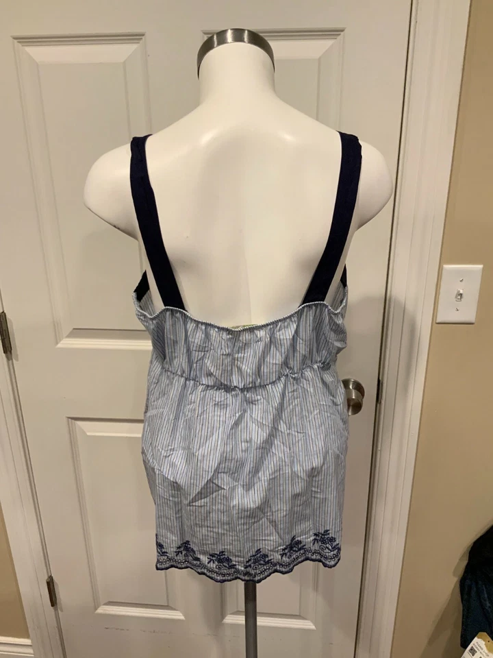 Camiseta sin mangas Weston Wear a rayas azules y blancas con bordado floral, talla 12 Foto 4 de 4