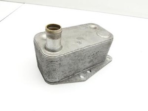 Ölkühler für BMW E46 320D 01-06 2,0d 110KW 11427787698 7787698 5989070102