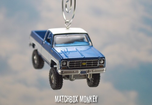Lifted 1978 Chevy Silverado Pickup Truck Squarebody Christmas Ornament K-10 4x4 - Picture 6 of 12