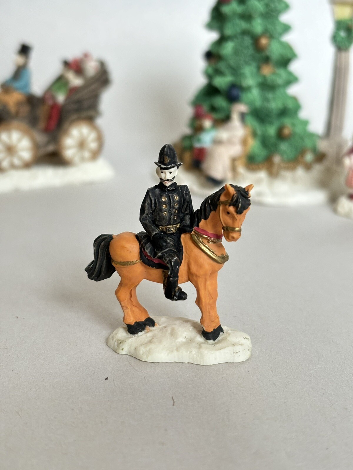 Picture 5 of 16