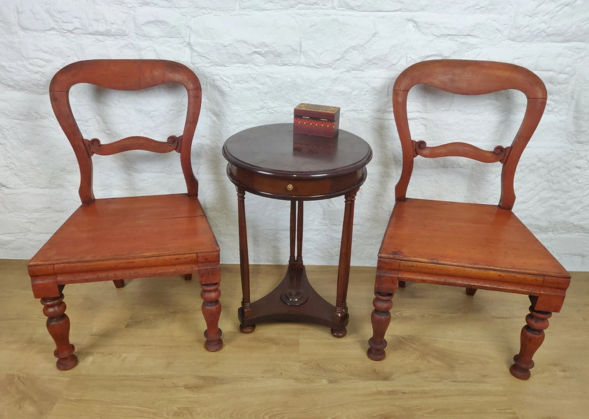 Dining chairs with mahogany legs deals