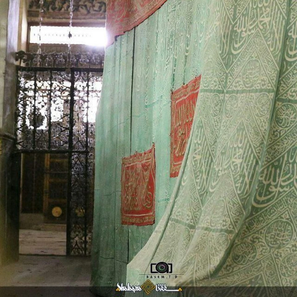 Certificado por el estado saudí La cubierta del sudario La tumba Profeta Muhammad Foto 3 de 4