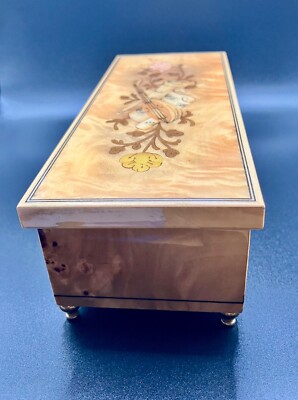 Italian Jewelry Music Box By Ruege, Swiss Gears, Theme Music from Ice Castles