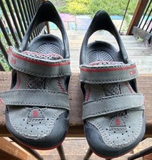 Teva Kids' Fisherman Sandals Gray/Black/Red US 4T Model 1003356