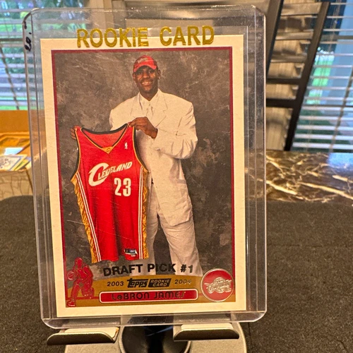 Topps 2003-04 LeBron James Draft Pick Rookie Card #221 Cleveland Cavaliers