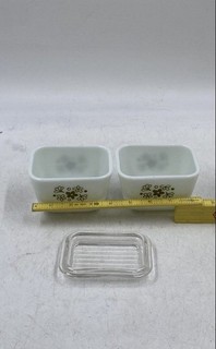 Vintage Pyrex Spring Blossom Refrigerator Dishes With Glass Lid Lot Of 2