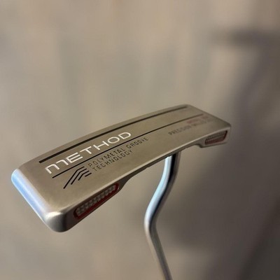 NIKE GOLF METHOD 004 34 Zoll Putter RH ohne Head Cover