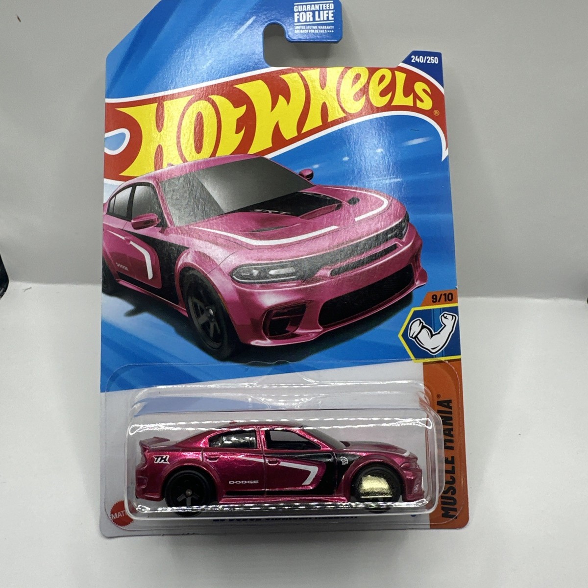 HOT WHEELS 2025 #240 20 DODGE CHARGER HELLCAT SUPER TREASURE HUNT