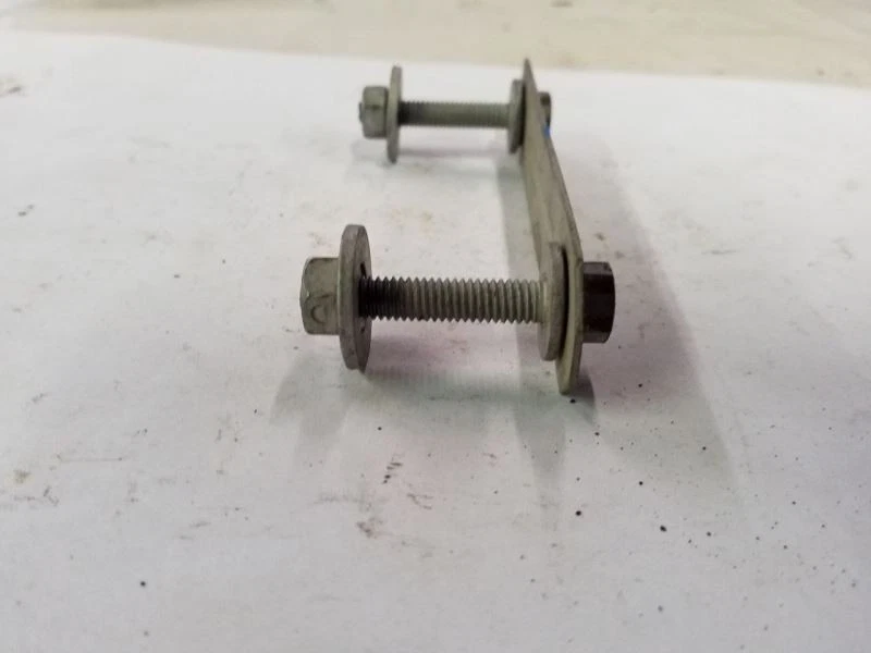 Pernos y clip de montaje de relé de bomba de combustible | Se adapta a 11 12 13 14 15 16 Ford F250 F350 Foto 3 de 4