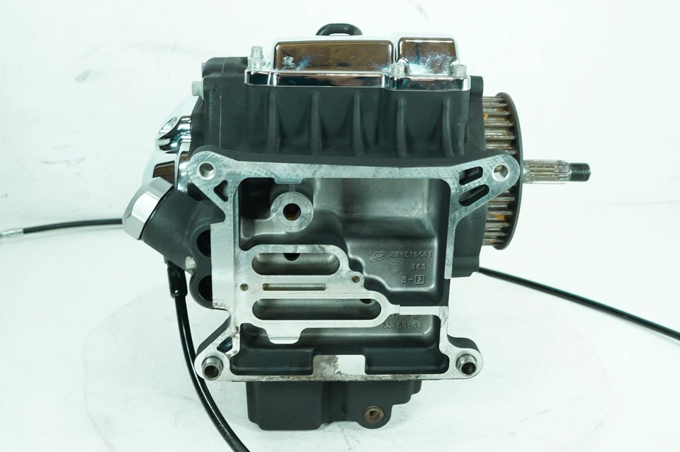 Harley Dyna Super Glide 2011 FXDC personalizada OEM transmisión de 6 velocidades caja de cambios 13 k Foto 2 de 4